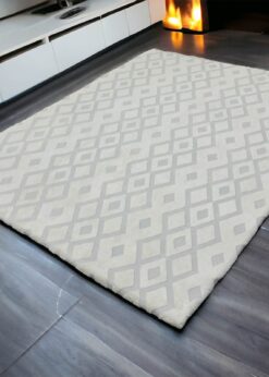 Krem Karnaval Desen Welsoft Deluxe Halı Örtüsü